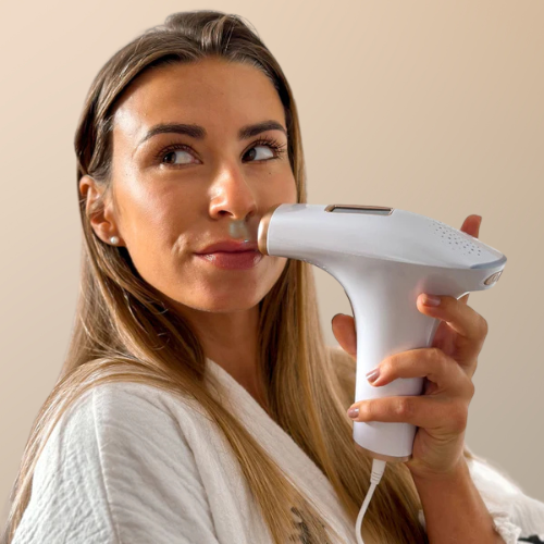 GlowFree™ | Haarfreie Haut mit Leichtigkeit mit dem IP Laser-Haarentferner