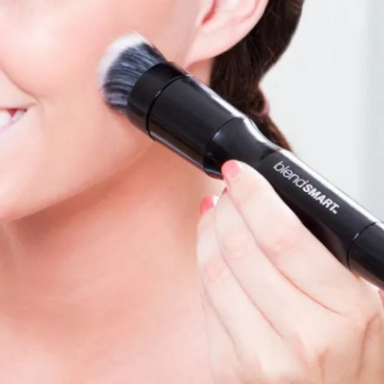 BlendSmart™ | Elektrischer Make-up-Pinsel Makelloses Verblenden mit jedem Schwung